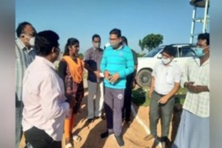 nagarkurnool ditrict collector visited pentlavelli mandal