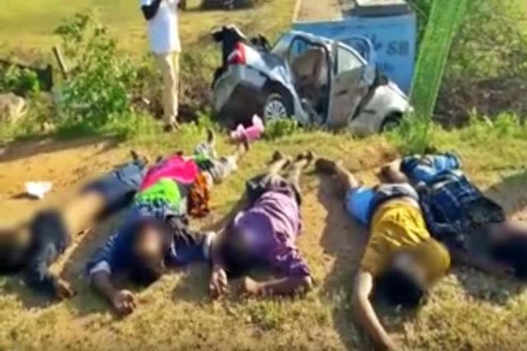 Five died in Telangana as car overturns