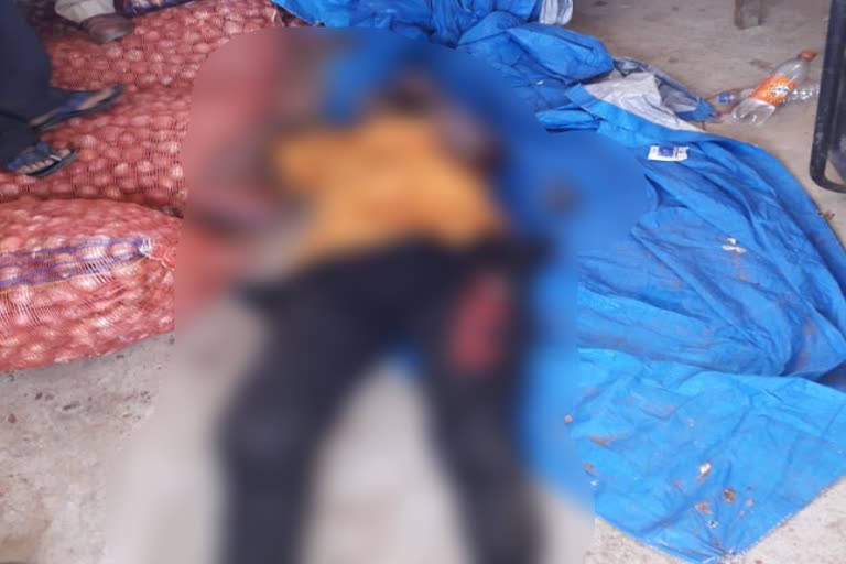 unknown-persons-dead-body-found-near-apmc-market