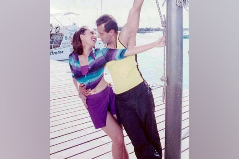 Flashback Friday: Karisma Kapoor shares throwback snap