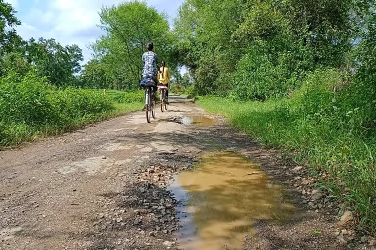 Dongargaon-Churia road in shabby condition