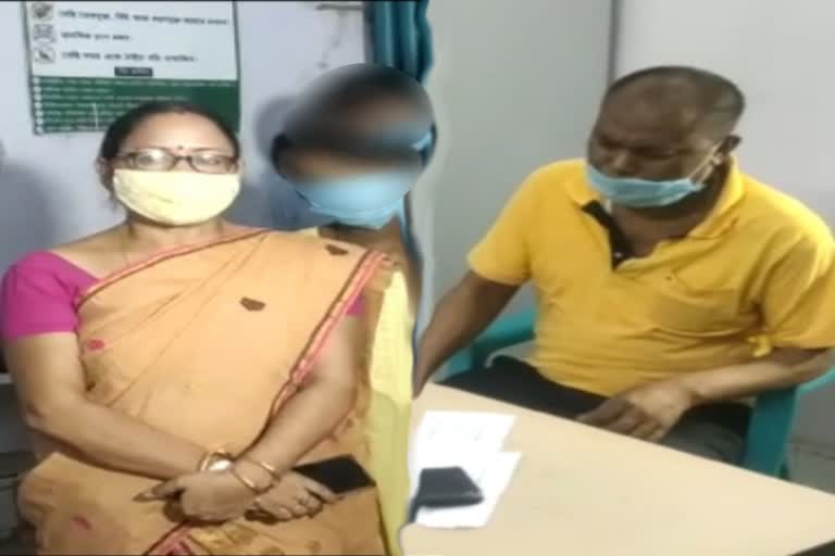 DOCTOR COUPLE ARREST FOR CHILD HARASSMENT