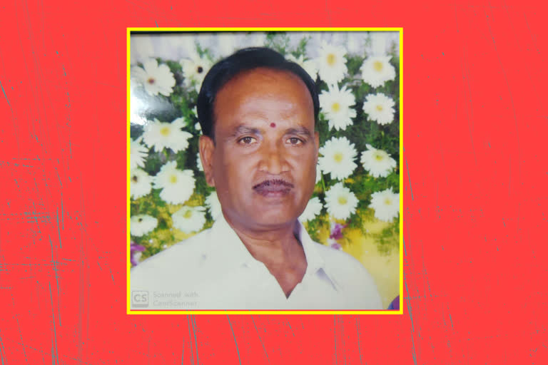 textile merchant pendam raghu died in a bike accident at bhoodan pochampally yadadri  district