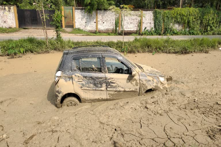 Road Accident In Guwhati Jalukbari