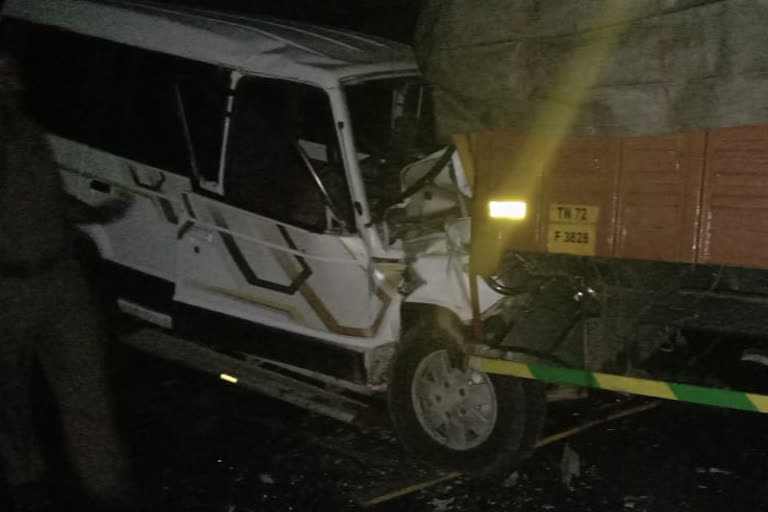 lorry car accident in erode