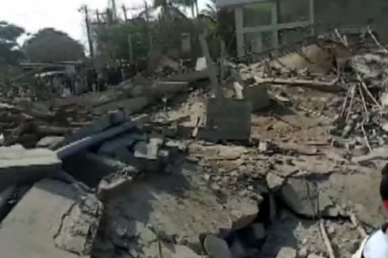 A building collapsed in Patna