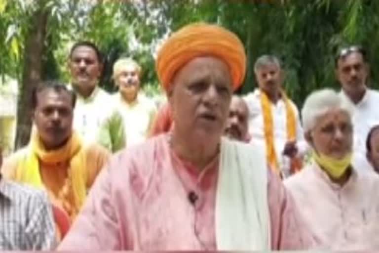 बीजेपी सांसद वीरेंद्र सिंह मस्त