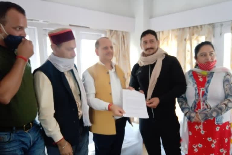 Home Guard Union  submitted memorandum to Chairman of Chamba Marketing