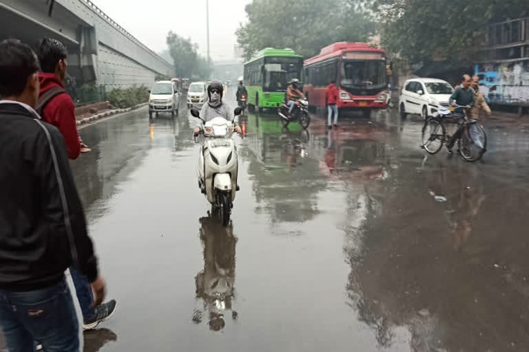 delhi weather update heavy rainfall in nangloi on 7 september