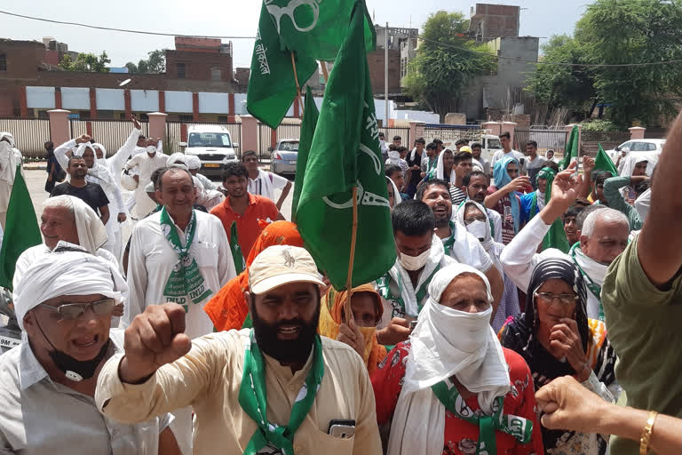 inld protest for farmers compensation in charkhi dadri