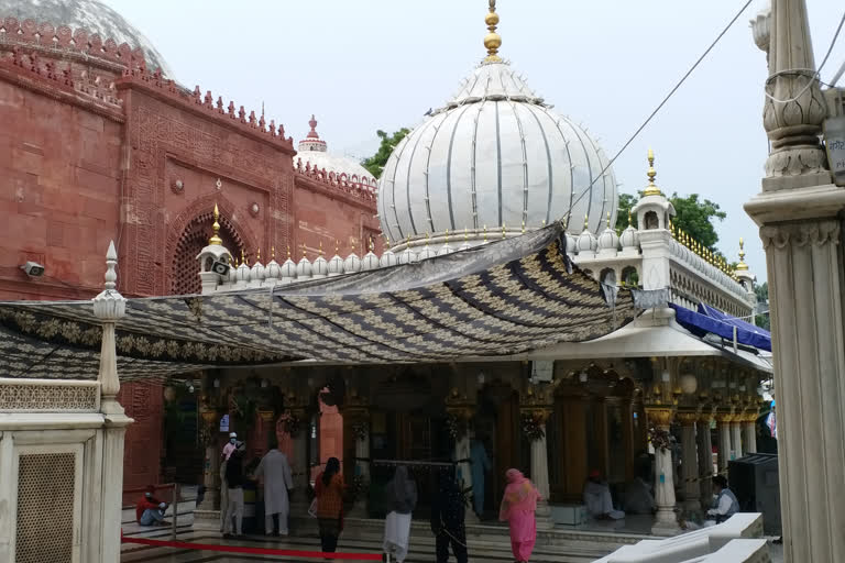 the shrine of hazrat nizamuddin was opened for the pilgrims in delhi