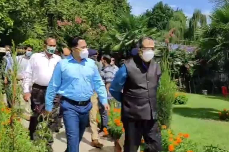 Advisor Baseer Ahmad khan visits bijbehara