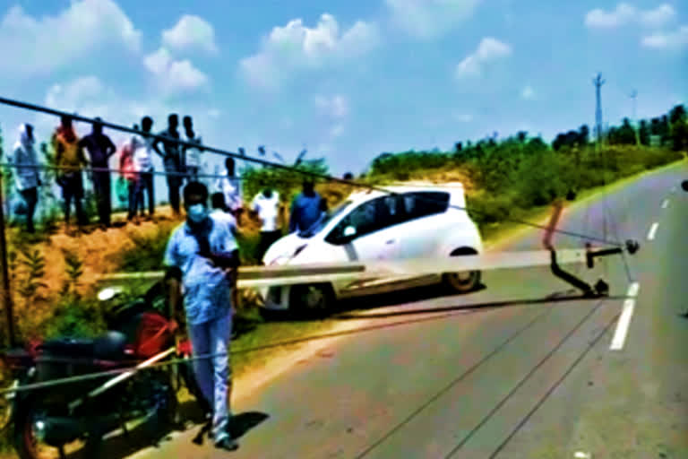 road accident at nelakondapalli