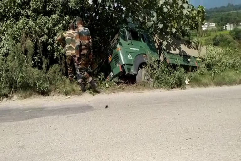 Army truck overturns on Pathankot-Mandi NH