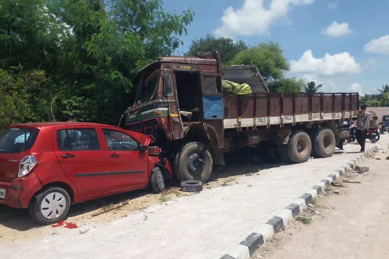 lorry road accident at tirumalagiri in suryapet district