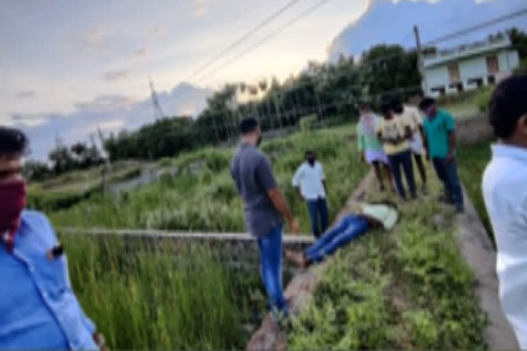 one person dead with electric shock at boda banda tanda in nagarkurnool district