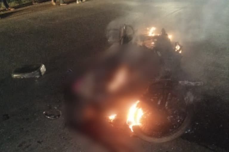 man died in a fire in a moped