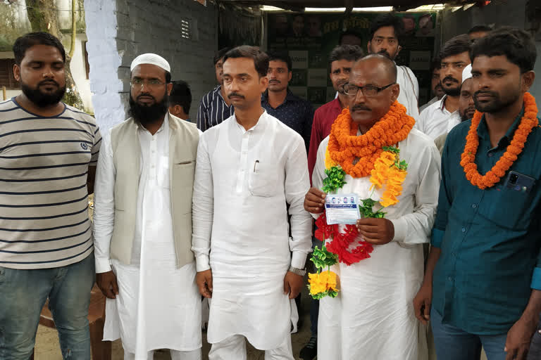 Former ZIP member Prabhash Jha joined AIMIM In araria