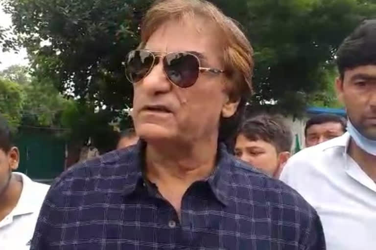 Ali Khan