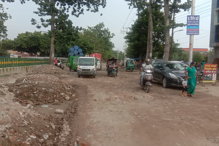 shabby streets in kanpur nagar