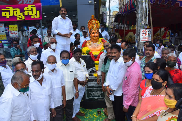 ntr statue unveiled in tenali