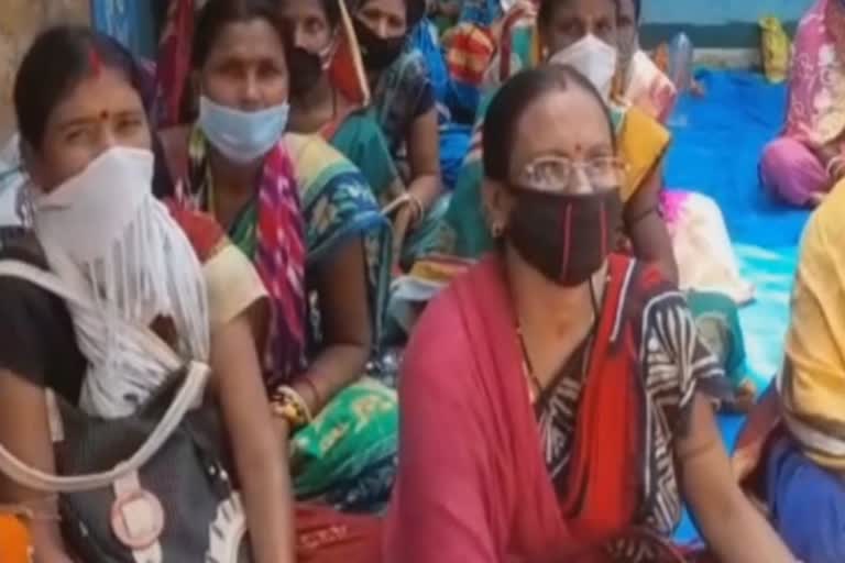 ladies union protest in bhadrak distict