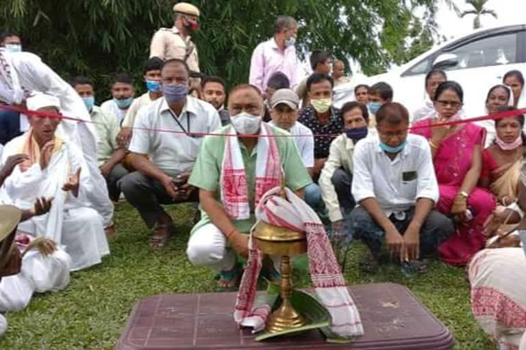 মন্ত্ৰী ৰঞ্জিত দত্তৰ নামঘৰ উদ্ধোধন