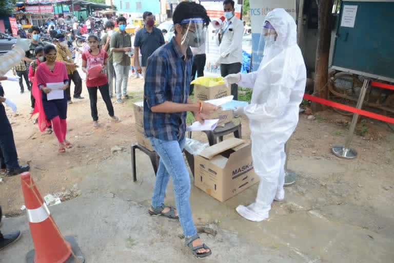 Union Health Ministry  SOPs for exams during COVID  Examination Centers  Revised guidelines for exams  standard operating procedures  Coronavirus pandemic  Health Ministry  revised guidelines for exams during COVID  guidelines for exams  ആരോഗ്യമന്ത്രാലയം  പരീക്ഷാ വാര്‍ത്തകള്‍  കൊവിഡ് വാര്‍ത്തകള്‍