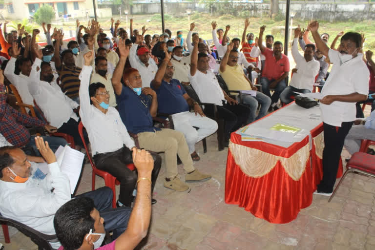 land loot from tribal in ranchi