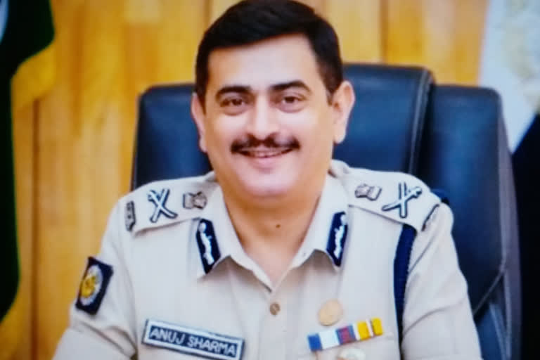 corona infected kolkata police commissioner anuj sharma