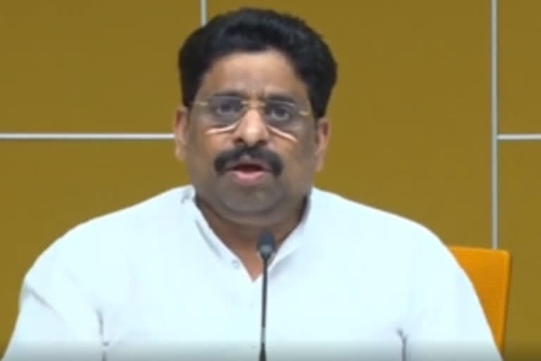 tdp leader budda venkanna fire on cm jagan