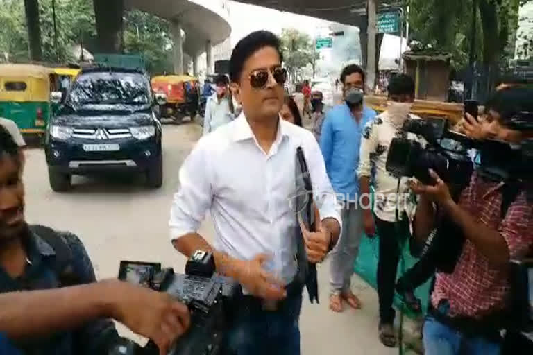 Prashant Sambaragi arrived at CCB office!