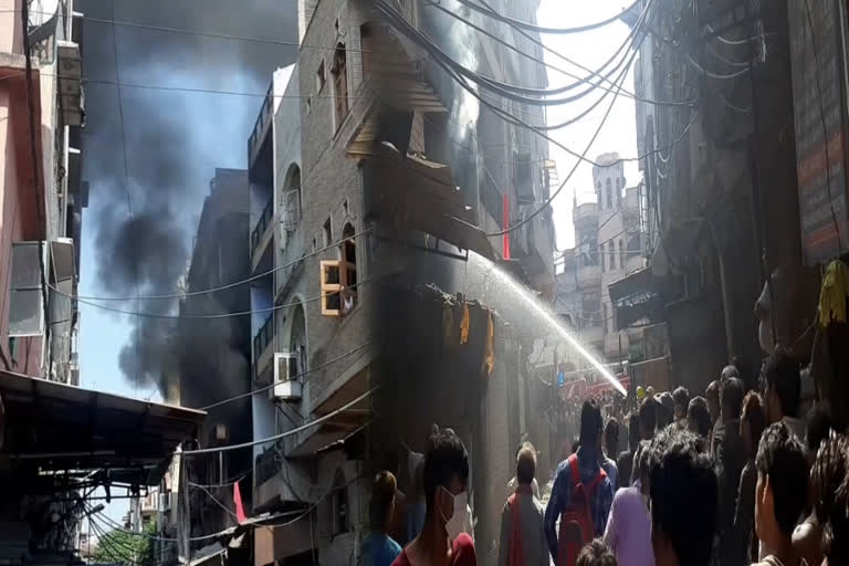 Fire in plastic toy factory in shahzada bagh north Delhi