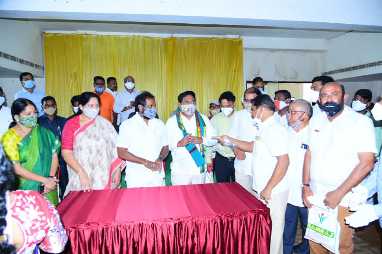 employees unions  Honored ministers in hanmakonda