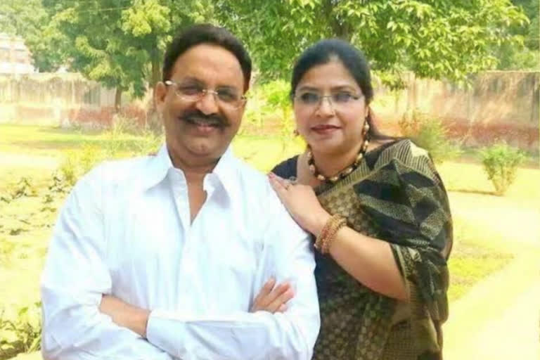 Mukhtar Ansari with wife Afsan