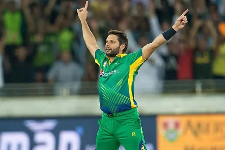 Big names like Shahid Afridi and Munaf Patel will be seen in the LPL auction