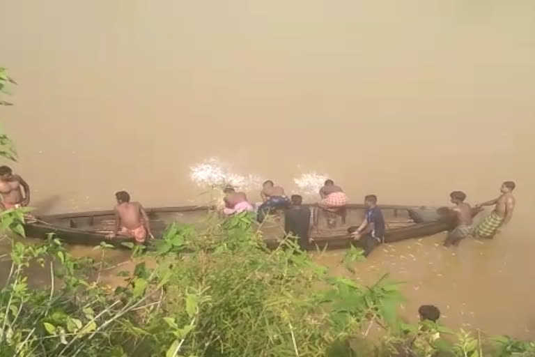 A boat accident on the  River