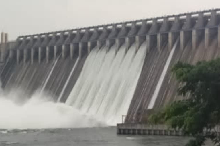 5 gates were opened to reduce the flow of water to Nagarjuna Sagar