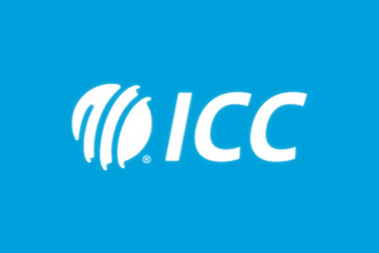 icc suspended two uae cricketers