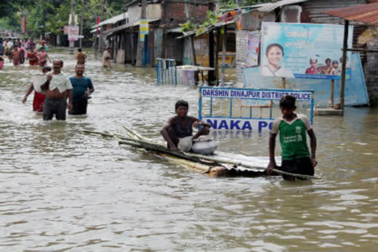 Breached embankment causes concern in Malda