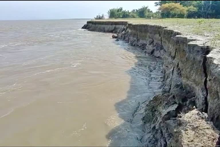 Erosion at goalpara assam etv bharat news