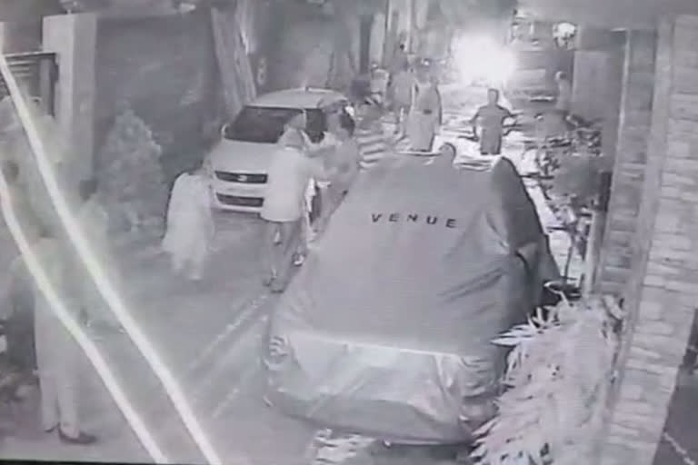 cctv footage of two groups fighting in azad nagar yamunanagar