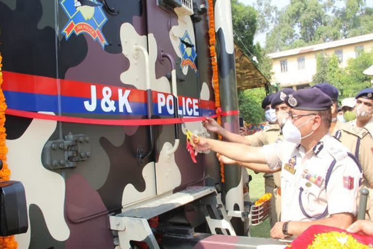 J-K DGP Dilbag Singh dedicates Command Vehicle at Jammu