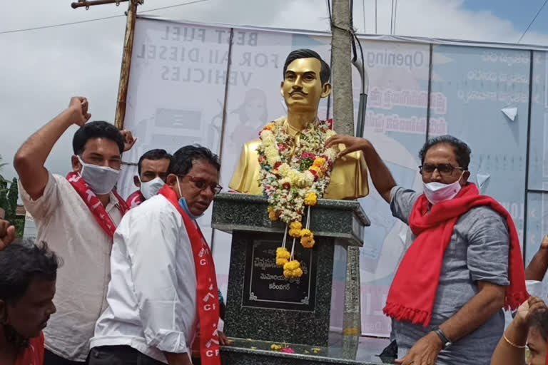 cpm state president thammineni veerabadram tributes to anabheri prabhakar rao in siddipeta district