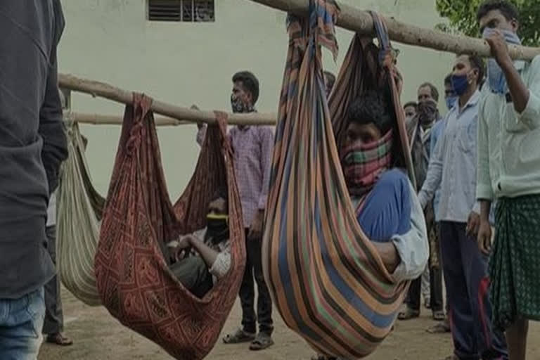 AP: Villagers in Vizianagaram take out unique rally to highlight lack of proper roads