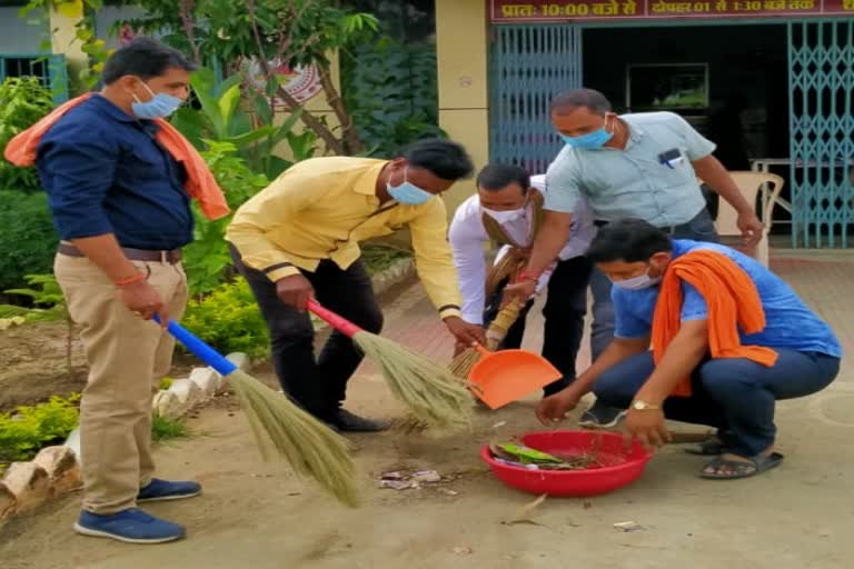 BJP workers celebrated seva saptah