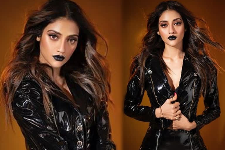 nusrat jahan social media