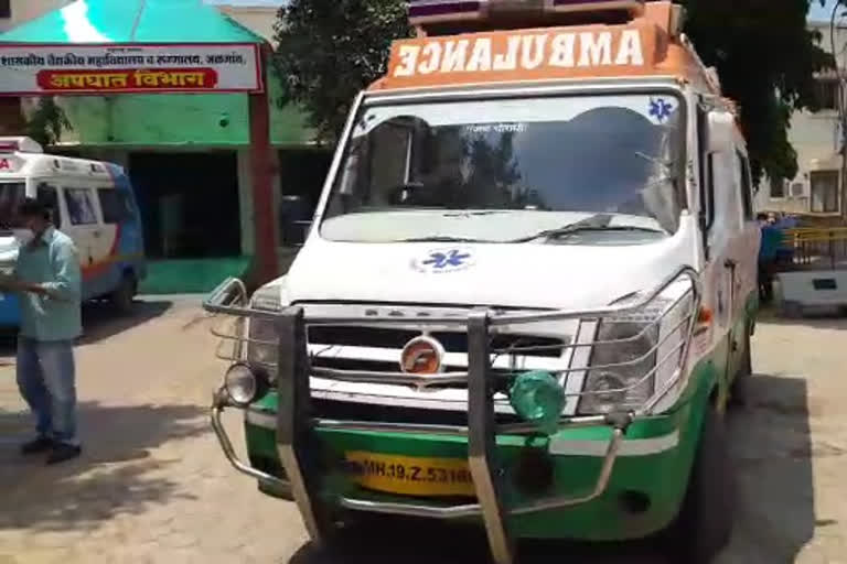 Ambulance driver demands Lots of money from COVID-19 patients for journey to hospital in jalgaon