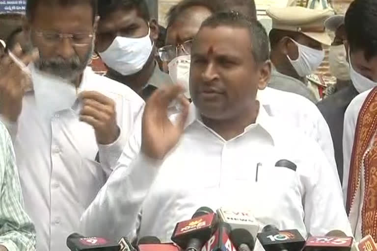 ap minister-vellampalli-srinivas-rao-react-on-indrakeeladri-silver-chariot-issue