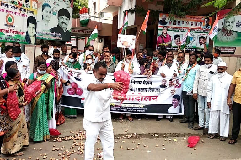 congress protest at solapur